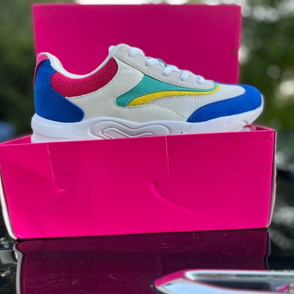 Athletic women’s shoes multi color by Shoe dazzle - Picture 1 of 4